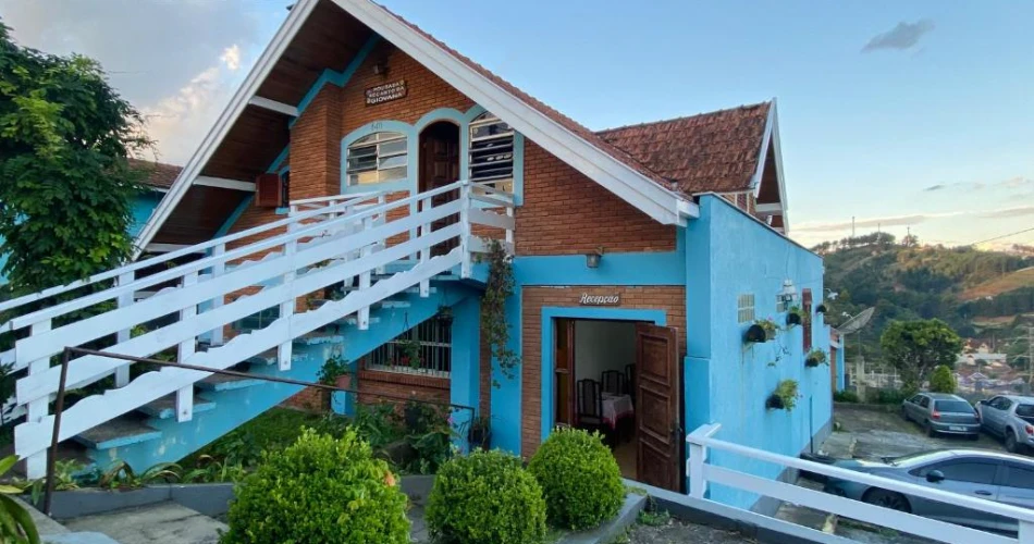 Pousada Recanto da Giovana — Your Alpine Escape Just Minutes from Vila Capivari